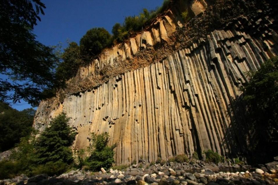 Pendentif "basalte" bicolore
