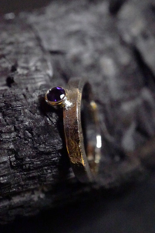 Bague réticulée fine et iolite (argent 940 recyclé)