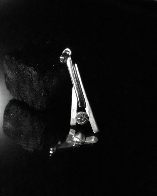 Pendentif "basalte" et diamant