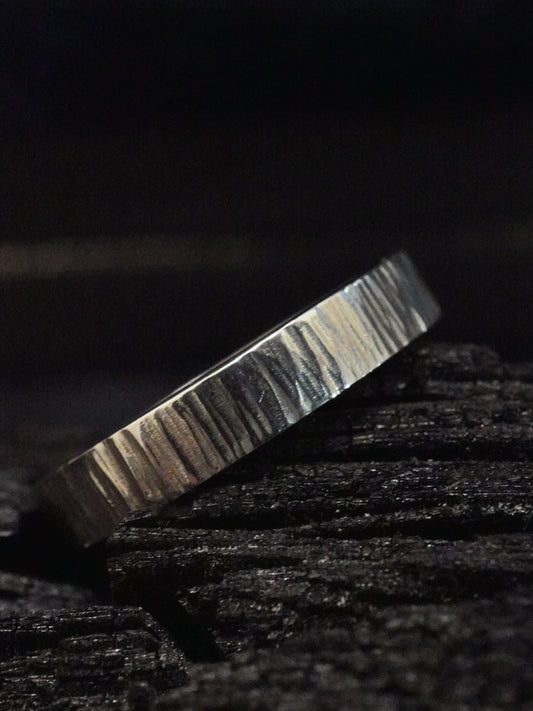 Modèle "basalte martelée"